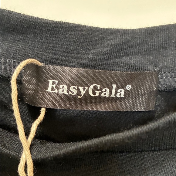 Chic Black Asymmetrical Women's Long Sleeve Top - Picture 6 of 7